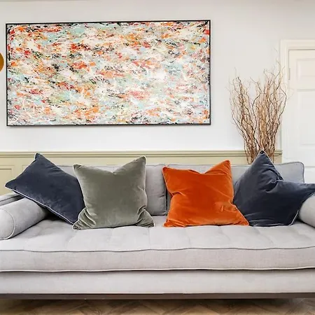 Aldwark Attic Is 4 Min To The Shambles With Free Wifi アパート ヨーク