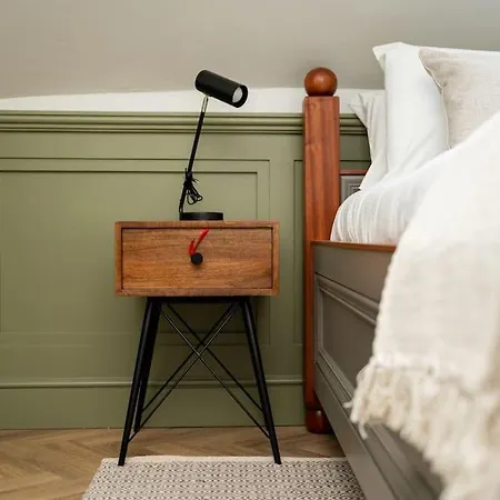 Aldwark Attic Is 4 Min To The Shambles With Free Wifi Apartment York