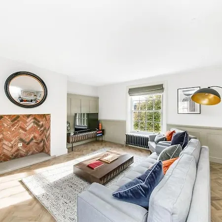 Aldwark Attic Is 4 Min To The Shambles With Free Wifi Apartment *